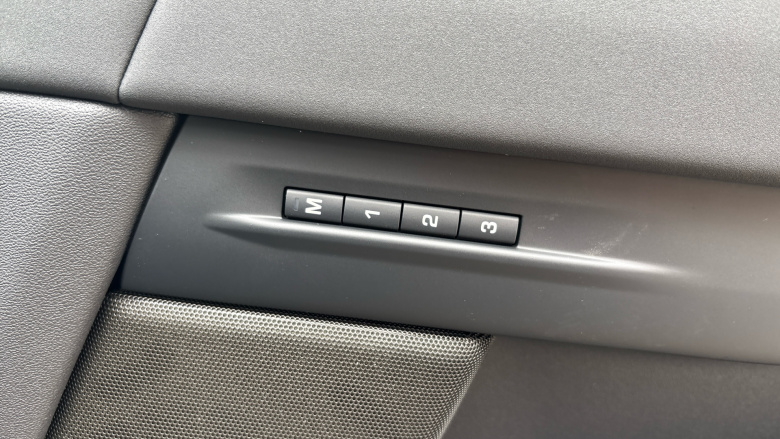 Land Rover Range Rover Evoque 1.5 P270e Edition 5dr Auto Hatchback